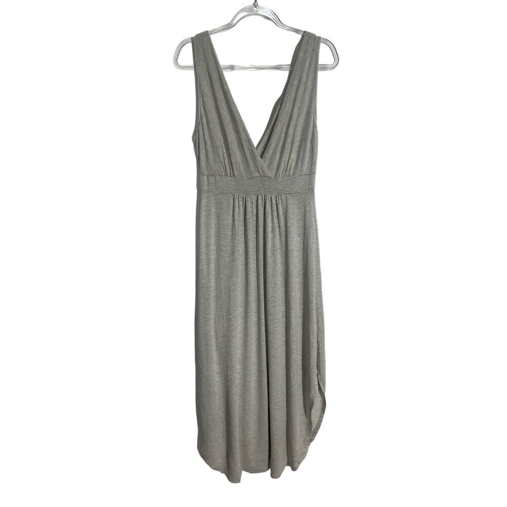 Roller Coaster Striped V-neck Maxi Dress Size Large NEW (flaw) Grey White